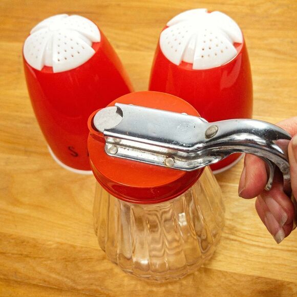 MCM Atomic Red Diner Set: Salt & Pepper Shakers and Syrup Pitcher - Picture 7 of 10